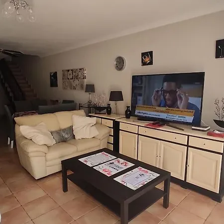 Casa Donn - El Sultan 63 - Luxury 3 Bed With Fast Fibre Internet