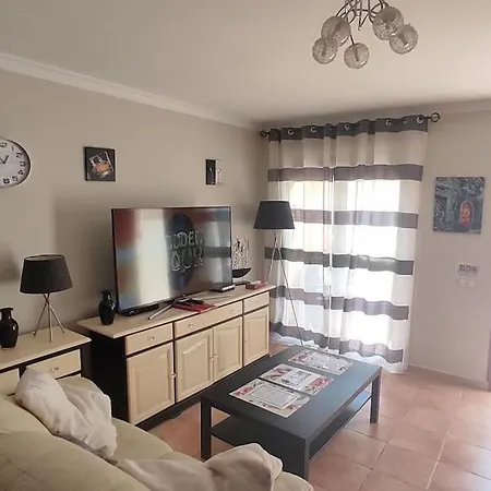Casa Donn - El Sultan 63 - Luxury 3 Bed With Fast Fibre Internet Вилла Коральео
