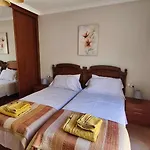 Villa Casa Donn - El Sultan 63 - Luxury 3 Bed With Fast Fibre Internet