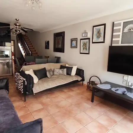 Casa Donn - El Sultan 63 - Luxury 3 Bed With Fast Fibre Internet