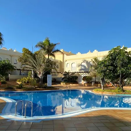 Villa Casa Donn - El Sultan 63 - Luxury 3 Bed With Fast Fibre Internet Corralejo