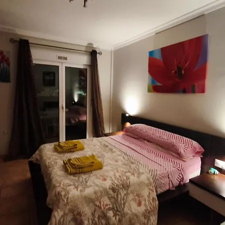 Villa Casa Donn - El Sultan 63 - Luxury 3 Bed With Fast Fibre Internet *