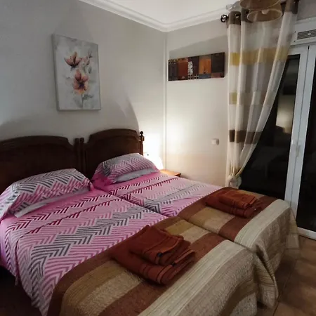 Villa Casa Donn - El Sultan 63 - Luxury 3 Bed With Fast Fibre Internet *